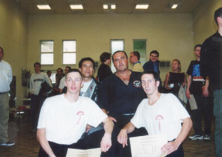 unmittelbar nach der 7-stündigen Schwarzgurtprüfung 2001 im SC Alstertal mit GM Al Dacascos Si Gung Hubert Wolf Si Hing Tobias und Si Hing Manuel